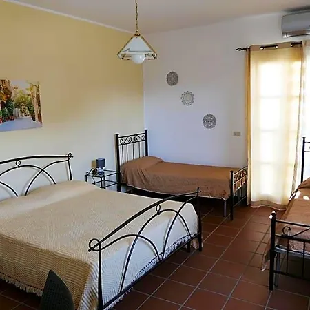 Amesa Bed and breakfast 3*